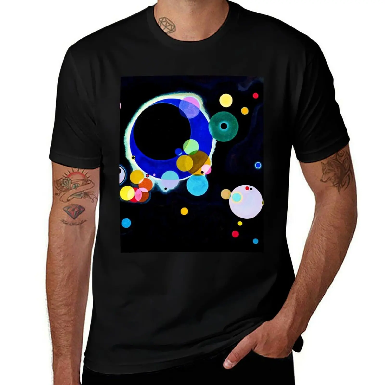 いくつかのサークルワシリー・カンディンスキー抽象アート Tシャツマン tシャツ綿高品質 tシャツ男性グラフィック車