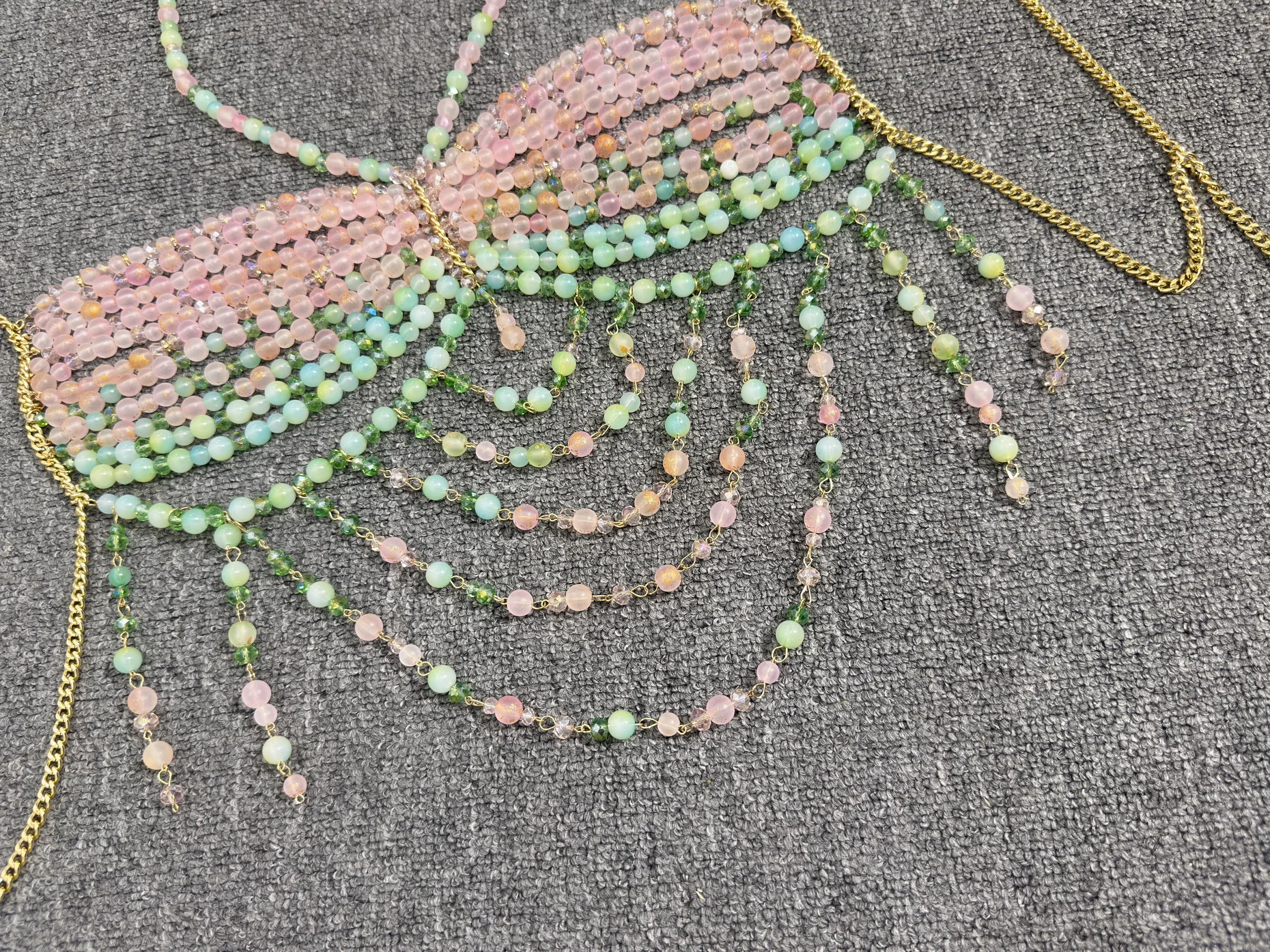 Boho Gradient Koraliki Damski Nowy Gorący Seksowny Rave&Beach Look Ręcznie Robiony Łańcuszek na Ciało Bez Ramiączek Kolorowy Krótki Top Tank Strój Kąpielowy Bielizna