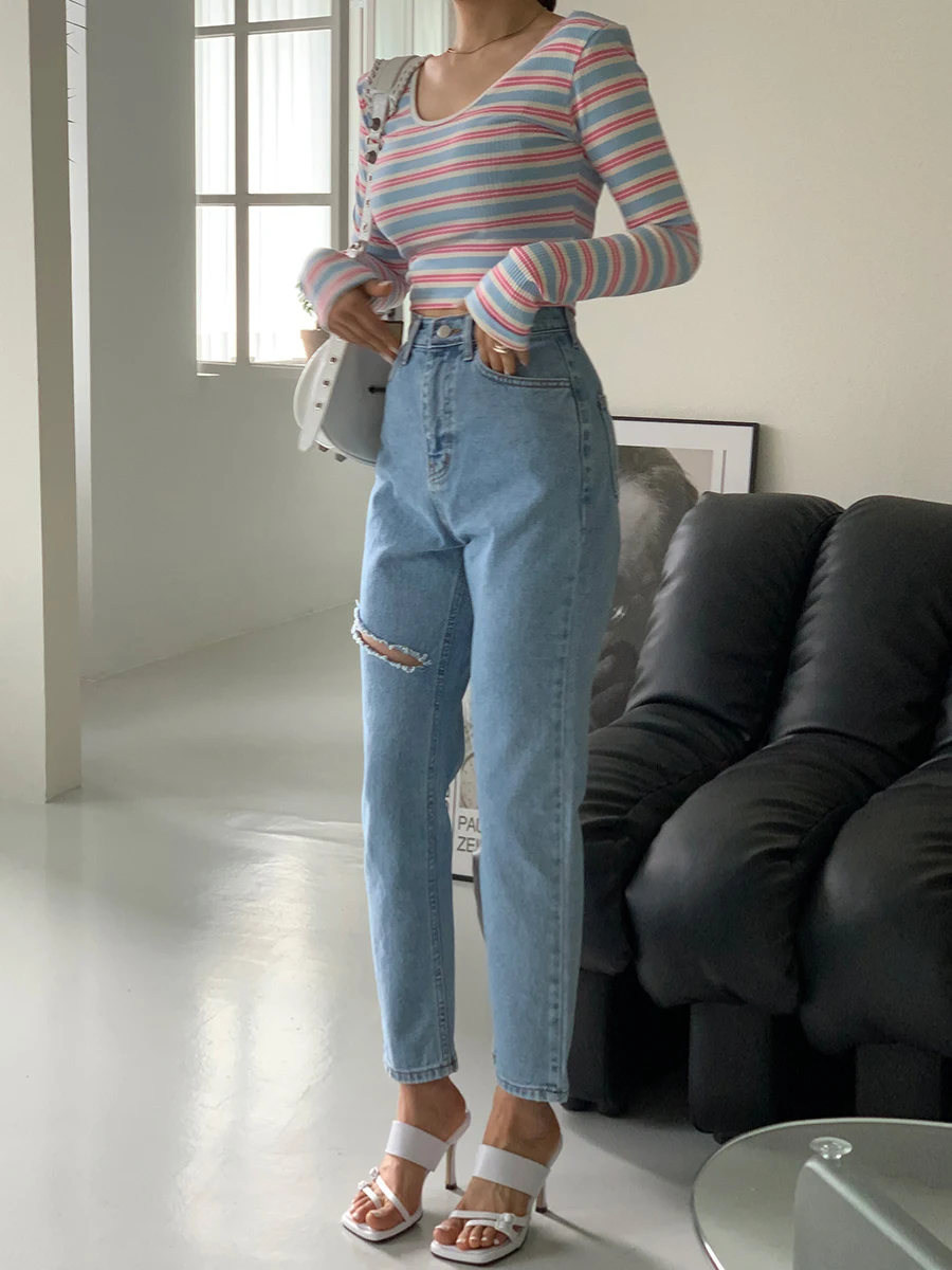 Retro Waed High Waist Women's Jeans Cut out Hole Nine Point Long Leg Lengthening Slimming Matched with Frayed  Capri Pants