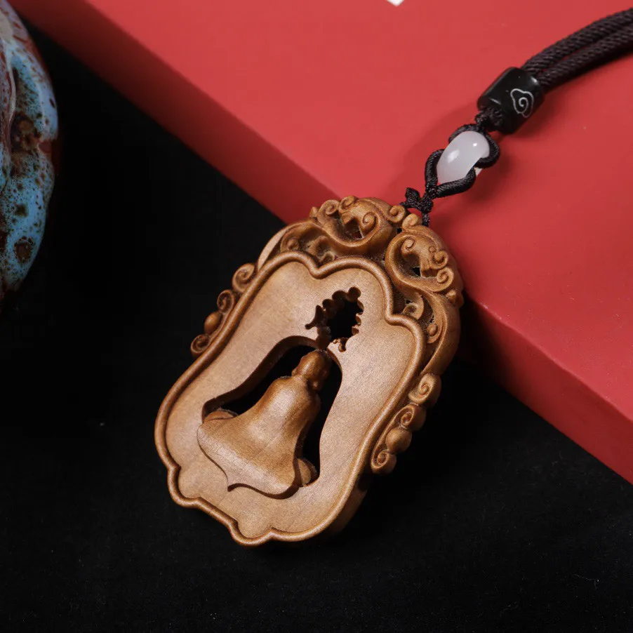 Cz sandalwood pendant guanyin buddha statue wu xiang buddha maitreya buddha wood carving authentic laoshan sandalwood pendant