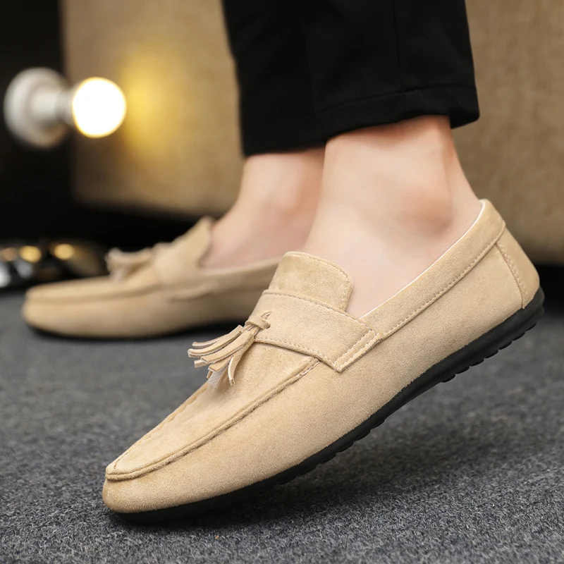 Scarpe pigre alla moda leggere Scarpe casual da uomo Scarpe da guida in pelle scamosciata da uomo traspiranti Slip-on Mocassini comodi Mocassini