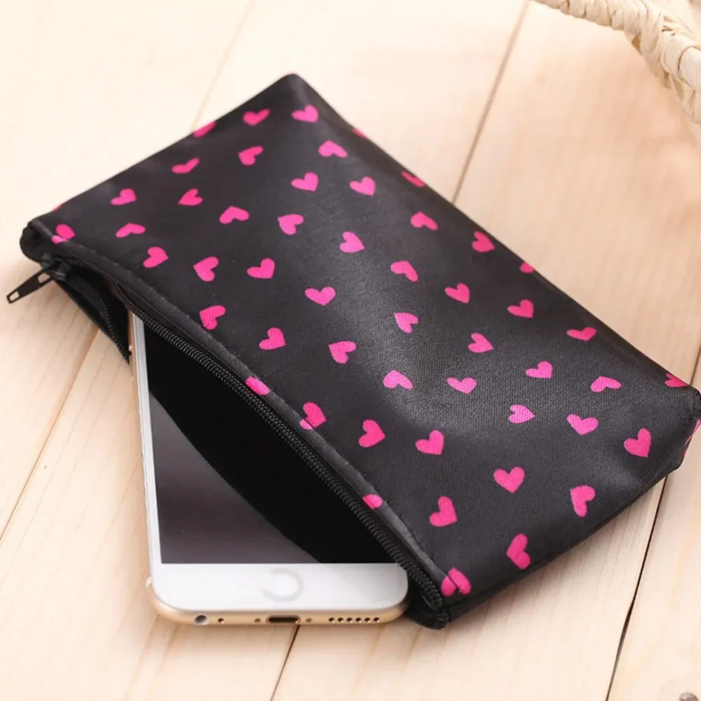 Heart Pattern Zipper Makeup Bag Fashion Design Multi-Functional Bag Using As Cosmetic Pouch Or Travel/Carrying Purse For Women