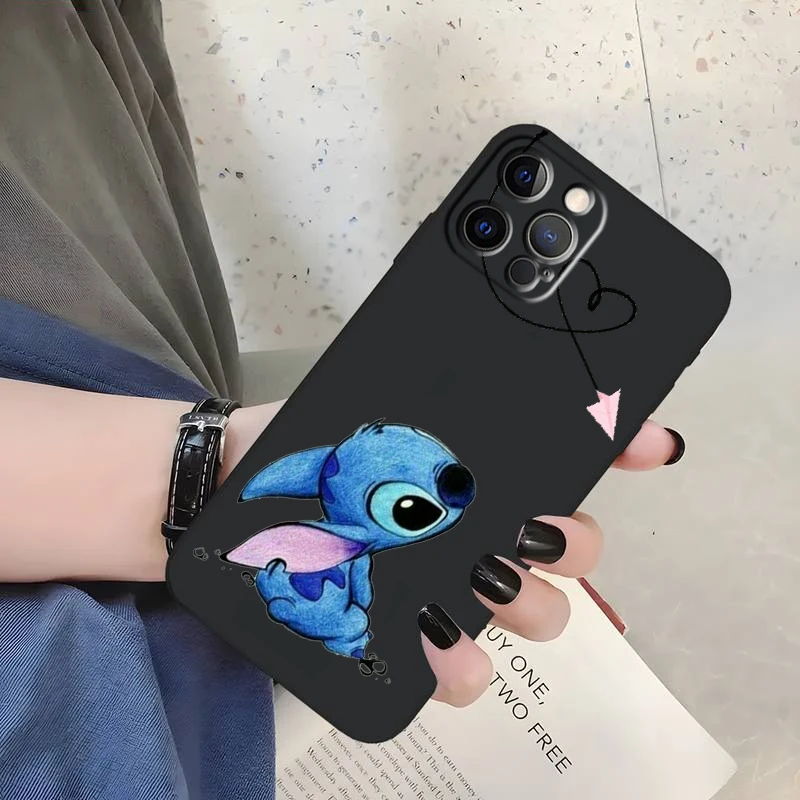 Coque de téléphone Stitch Anime Cartoon, coque noire, iPhone 15 14 13 12 11 XS Poly X 8 7 SE Pro Max Plus Mini