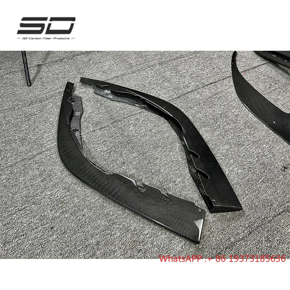 High Quality Dry Carbon Fiber Bodykit for Ferrari F8  OEM Style Front Lip Side Skirts Rear Diffuser