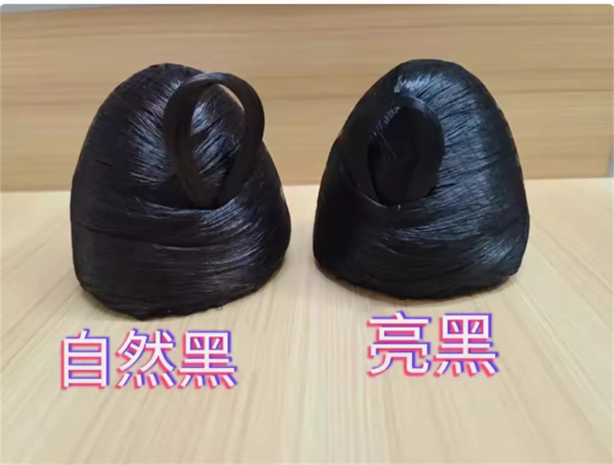 Los accesorios para el cabello, pelucas y cortes de pelo del grupo étnico Xishuangbanna Dai están contraídos