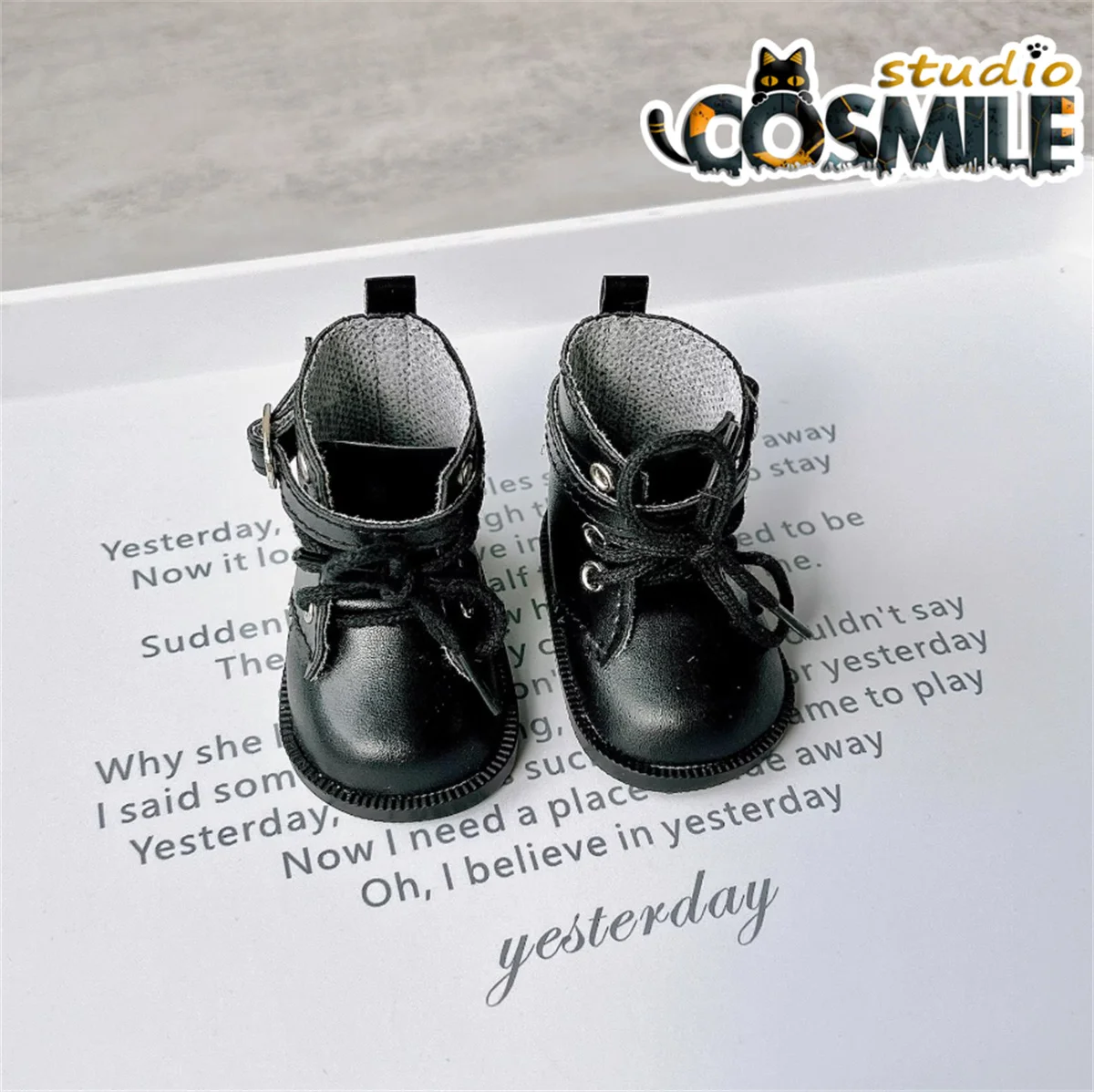 Idol JK Cool Knight King Caleb Stiefel Lederschuhe Mode Plüsch 30 cm Puppenzubehör Puppenschuhe DJ