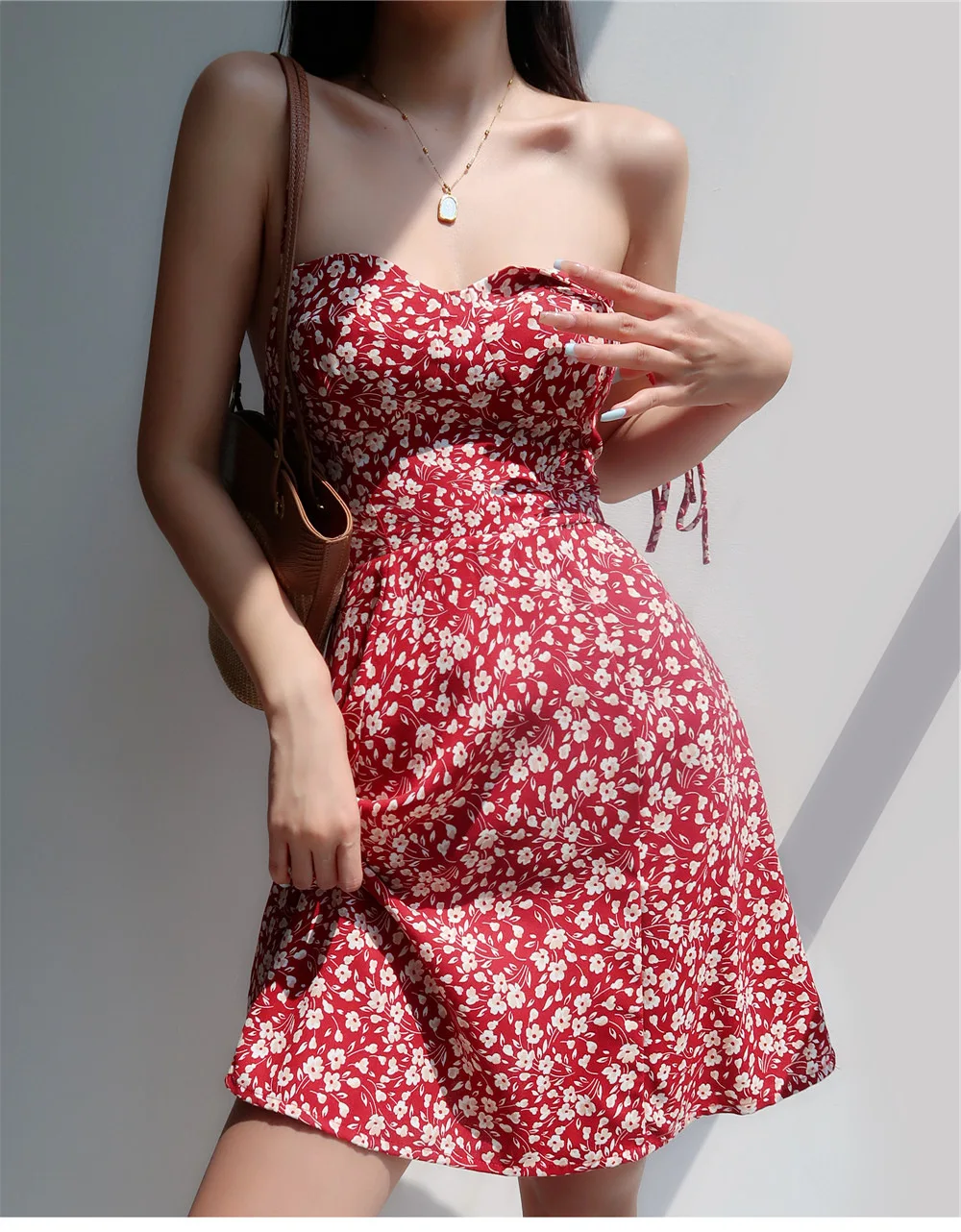 French Retro Girl V-neck Red Floral Suspender Skirt