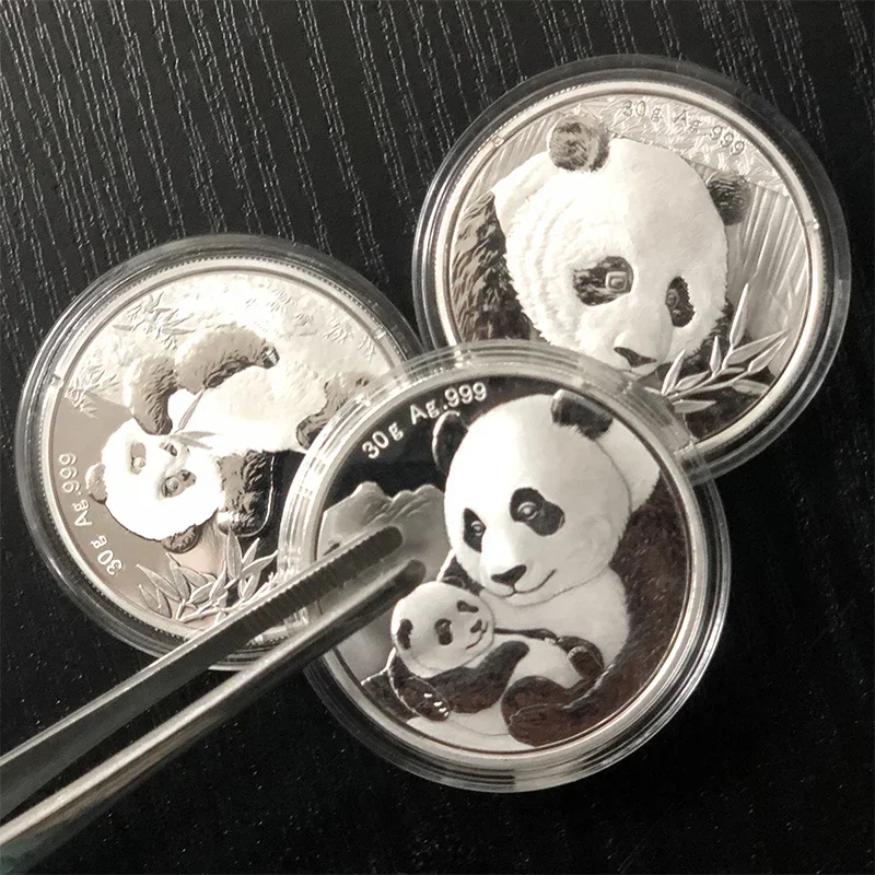 【パンダ】【認証】2025年版！可愛い パンダ 銀貨 10元 プレゼント 中国 2025年 パンダ銀貨 ブリスターパック入 10元銀貨 未使用