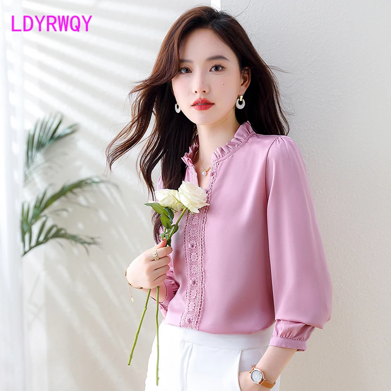 

Slim Fit Elegance Lace V-Neck Pullover Head Drop Feel Satin Long Sleeve Shirt for Women