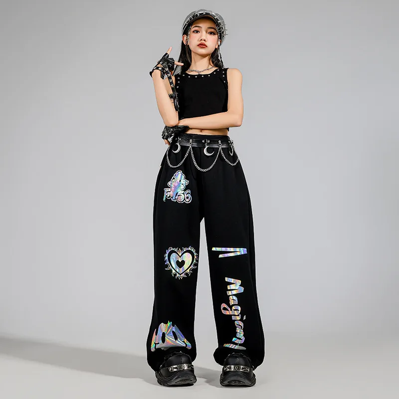 キッズK-POPヒップホップ服、ブラックリベットクロップタンクトップ、カジュアルワイド反射スウェットパンツ、女の子男の子ダンスウェアコスチューム服