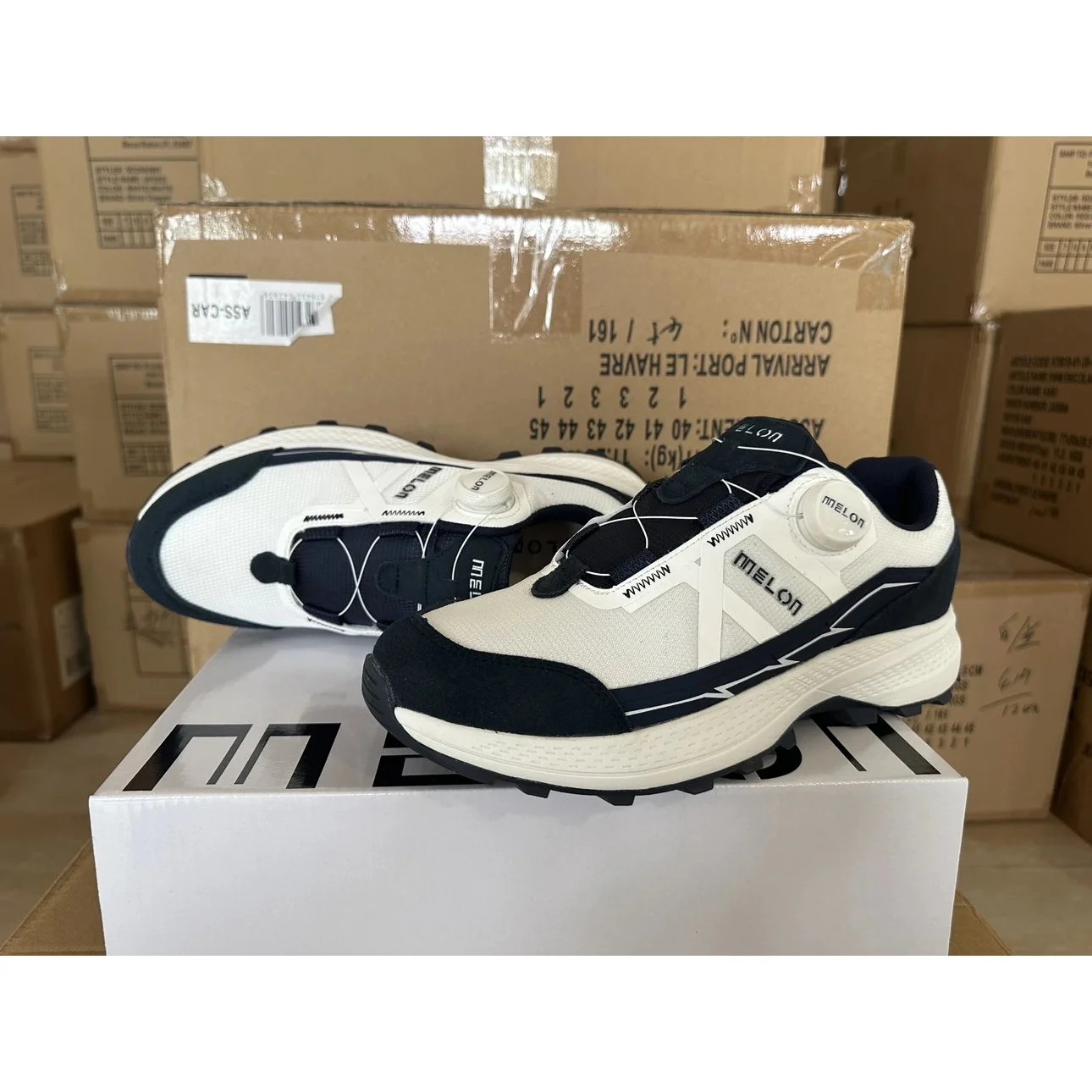

Table Tennis Shoes Sneakers Breathable high quality sports shoes for men and women Table Tennis Professional Athletes