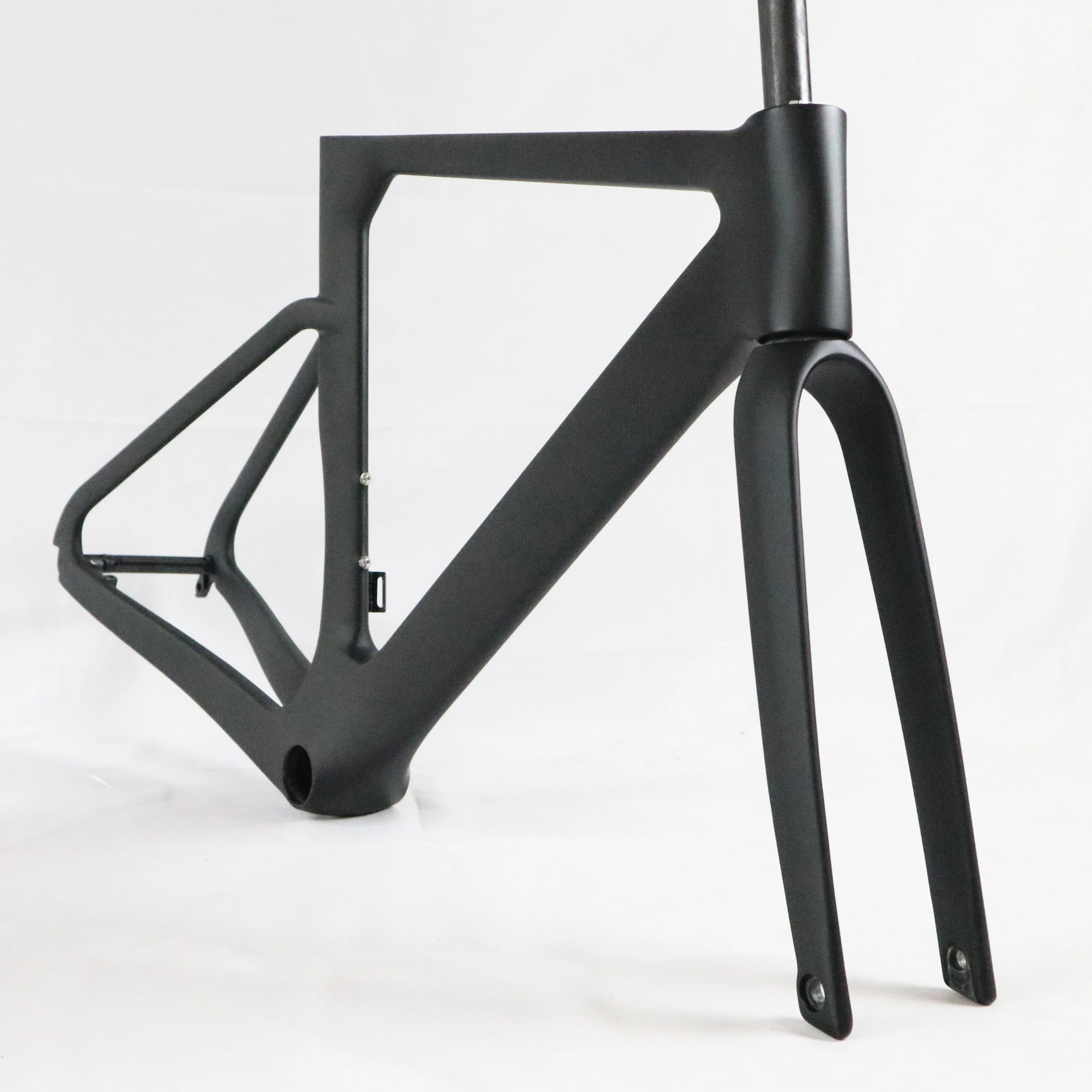

700C Carbon Fiber Aero Road Bike Frame | Ultralight Racing Design | Groupset 105/Ultegra Compatible