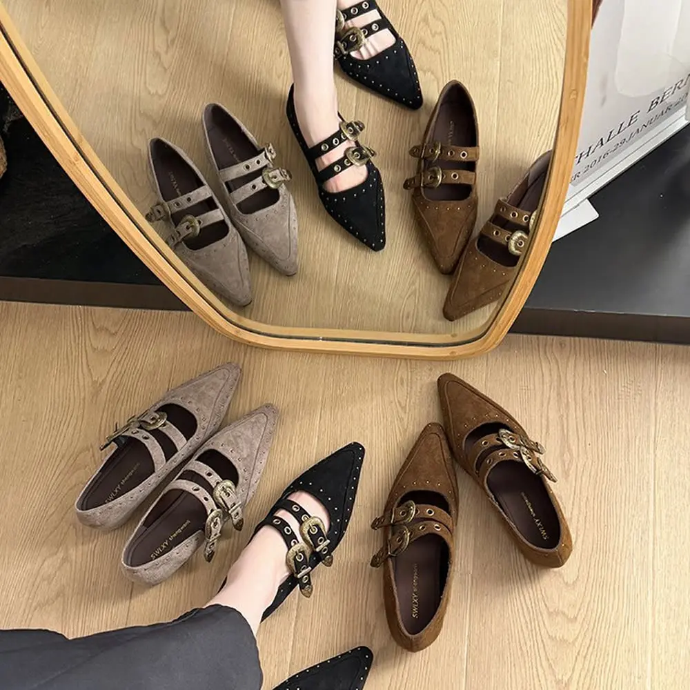 

Retro Rivet Pointed Toe Shallow Mouth Heightened Single Shoes 2025 New Flat French Evening Breeze Mary Jane Shoes