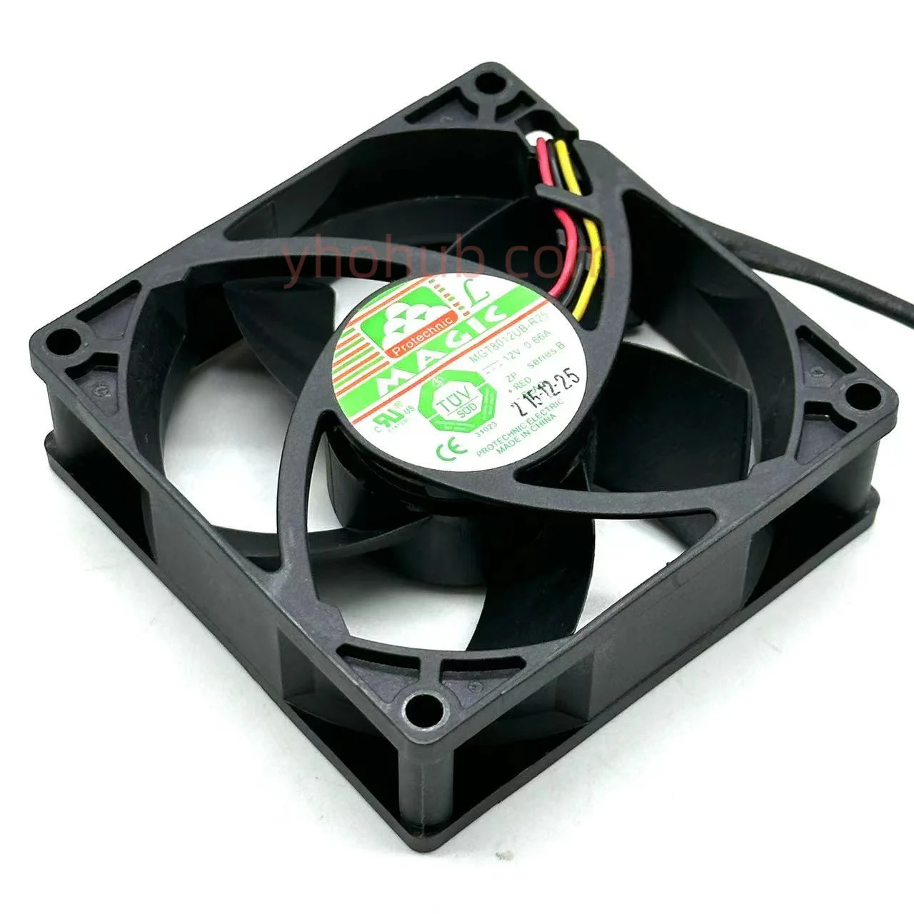 

Protechnic Magic MGT8012UB-R25 DC 12V 0.66A 80x80x25mm 3-wire Server Cooling Fan