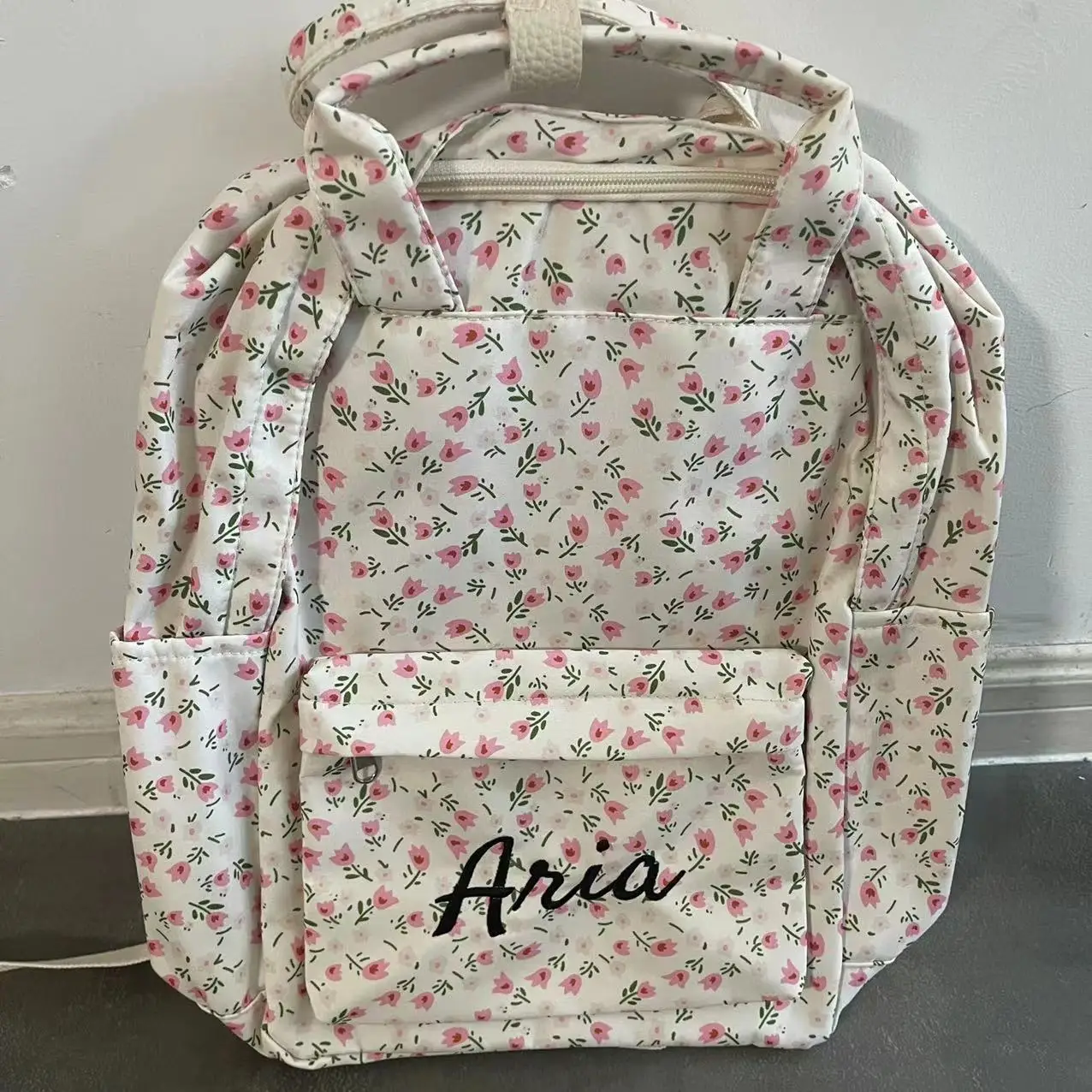 

Personalized Floral Backpack For Sweet Girls, Lightweight High School Students, Embroidered Names For Backpacks For Girls