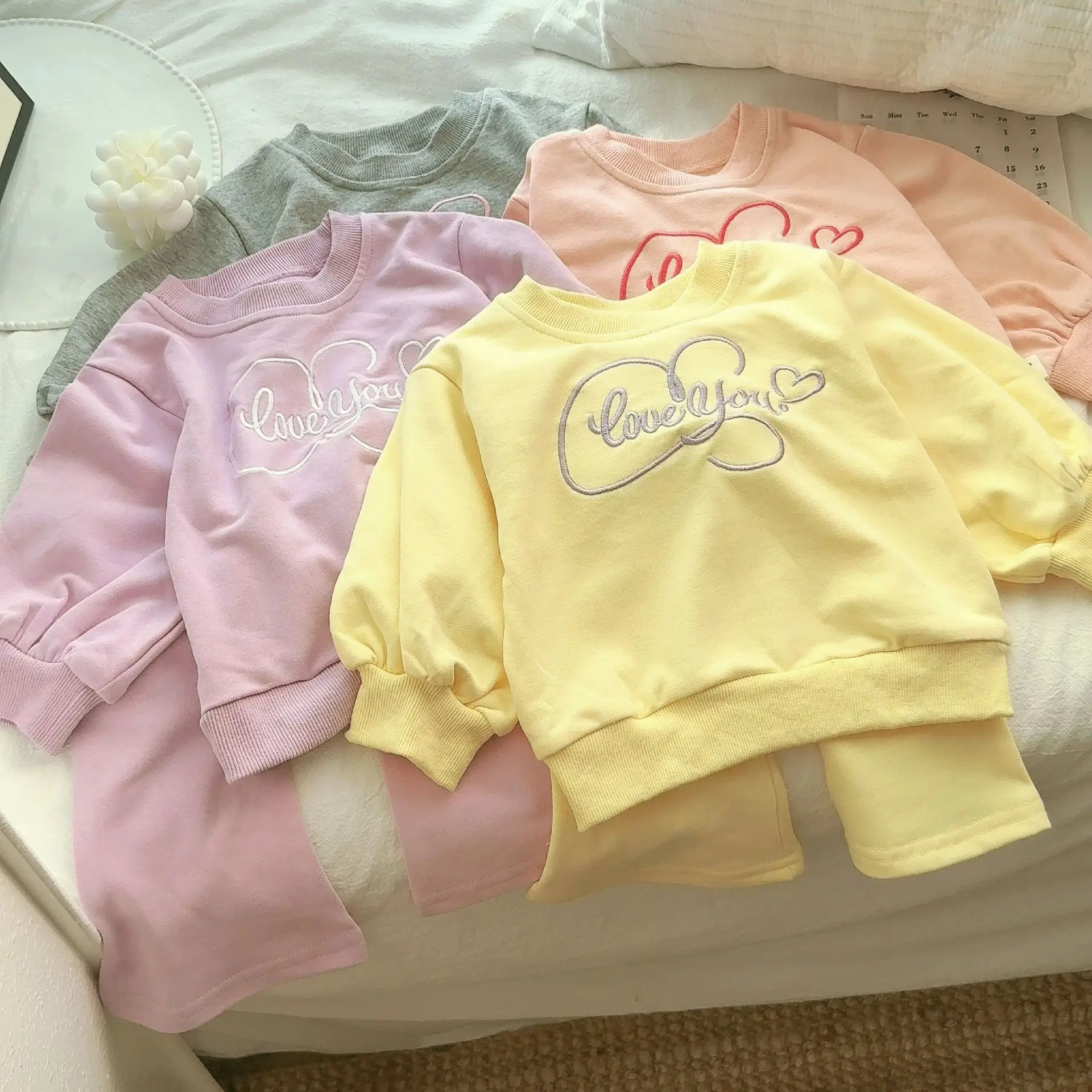 

2025 Autumn New Children Long Sleeve Clothes Set Girls Letter Embroidery Sweatshirt + Flared Pants 2pcs Suit Kids Casual Set