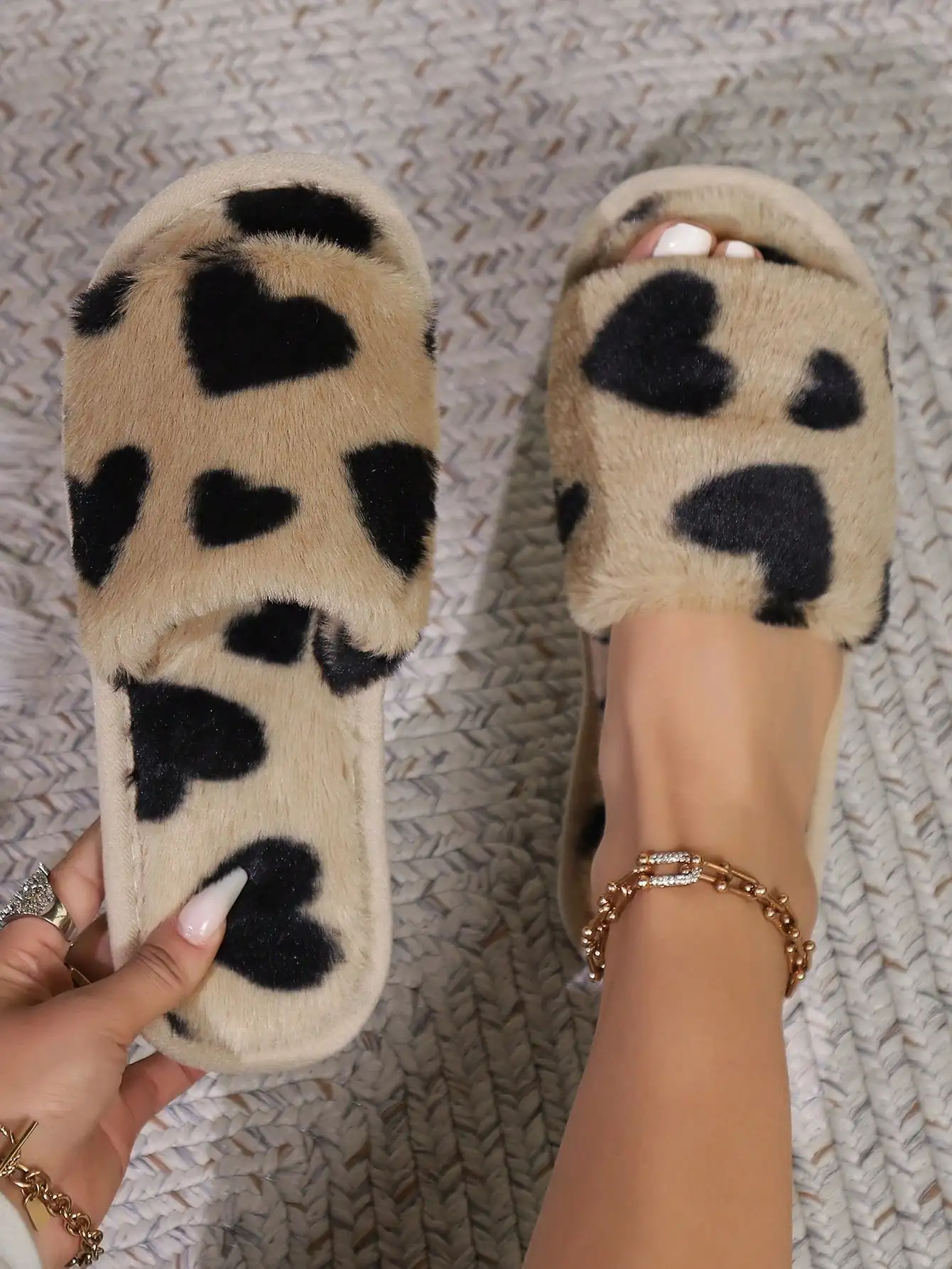 

Women's Soft Fluffy Floor Slippers, Non Slip Indoor Home Shoes for Fall Winter Relaxation, Bedroom Wear and Love Inspired Seasonal Style