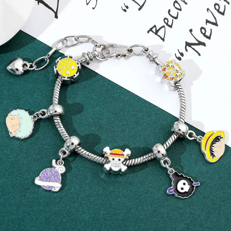 Hot selling anime peripheral One Piece Naruto Attack On Titan beaded DIY bracelet jewelry fashionable versatile birthday gift