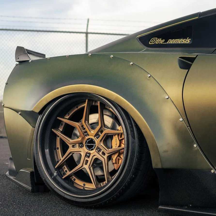 

Колесные диски на заказ из бронзы, золота и карбона, 18, 19, 20, 21, 22, 24, 26 дюймов, 5x114.3, 5x112, 5x130 для Ferrari, BMW, Audi