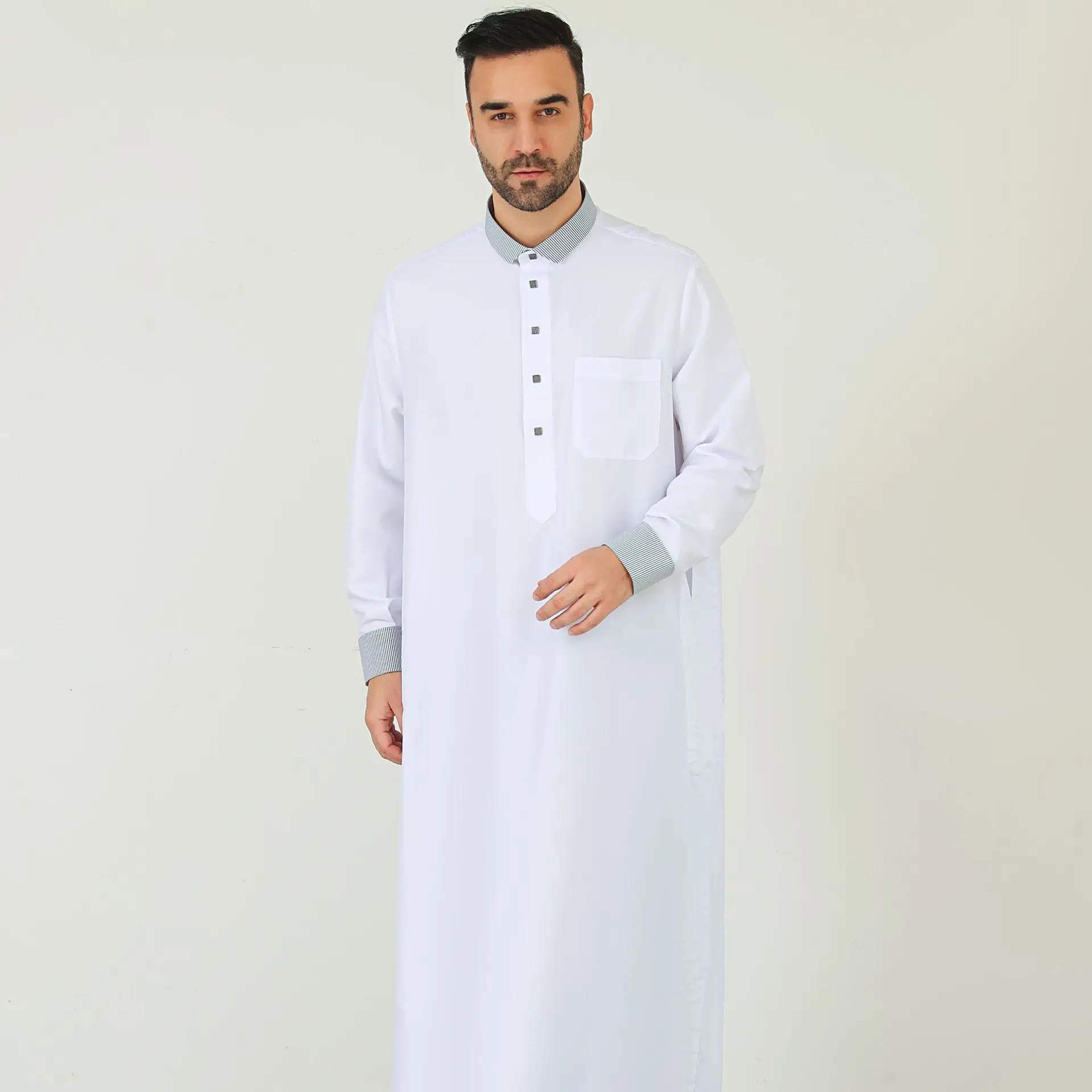 Uomo mediorientale Jubba Thobe Uomo musulmano Abito manica lunga Colletto alla coreana Caftano Allentato Arabo Abaya Caftano Daffah Dishdasha Eid