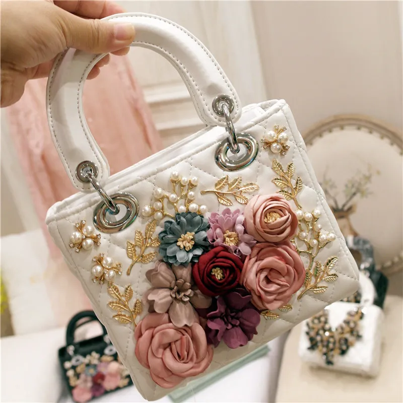 

2024 New Fashion Women's Bag Small Flower Pearl Handbag Shoulder Crossbody Bag Dinner Bag Collocation