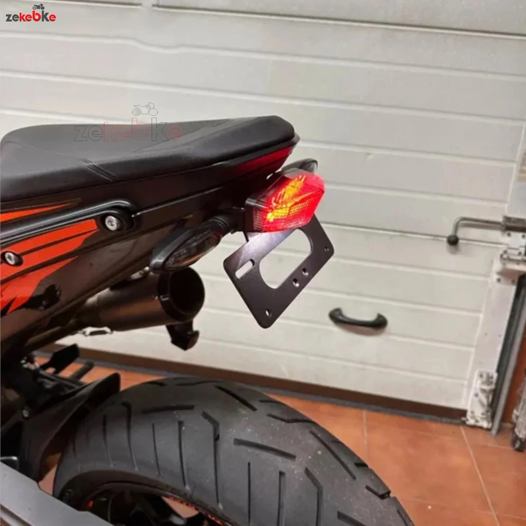 

For 790 Duke 890 Duke GP/R 2018-2024 Motorcycle Rear Registration Bracket Tail Tidy License Plate Holder Frame LED Light 890Duke