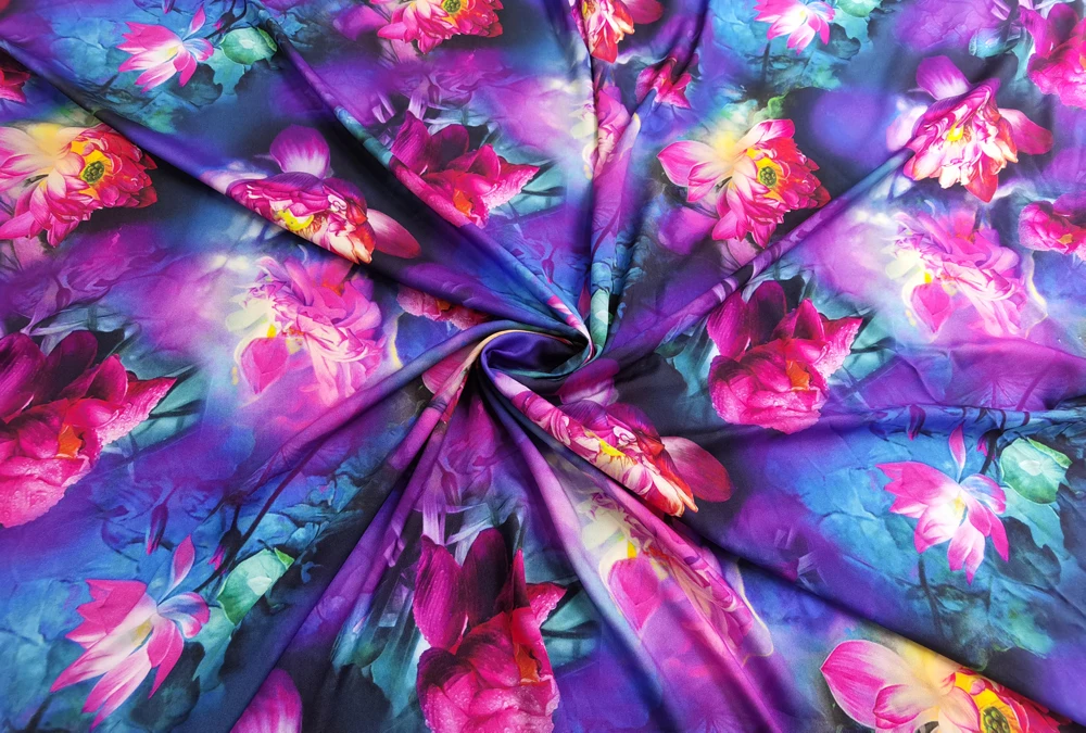 1 meter X 1.4 meter Lotus Floral Viscose Fabric Dress Material Rayon