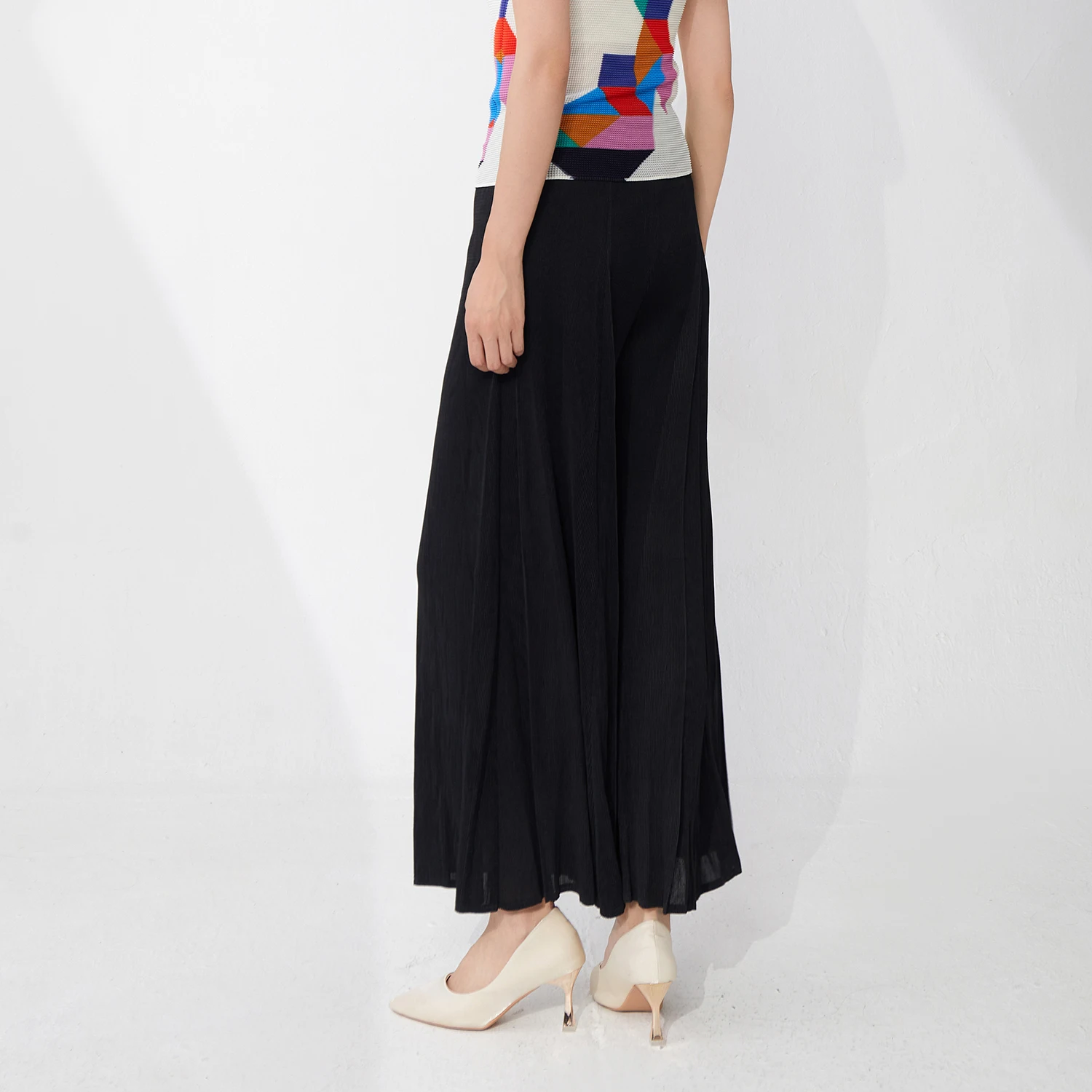 Wholesale Direct High Quality Women's Pleated Pants Summer Elastic Loose Wide Leg Pants Miyake Pants