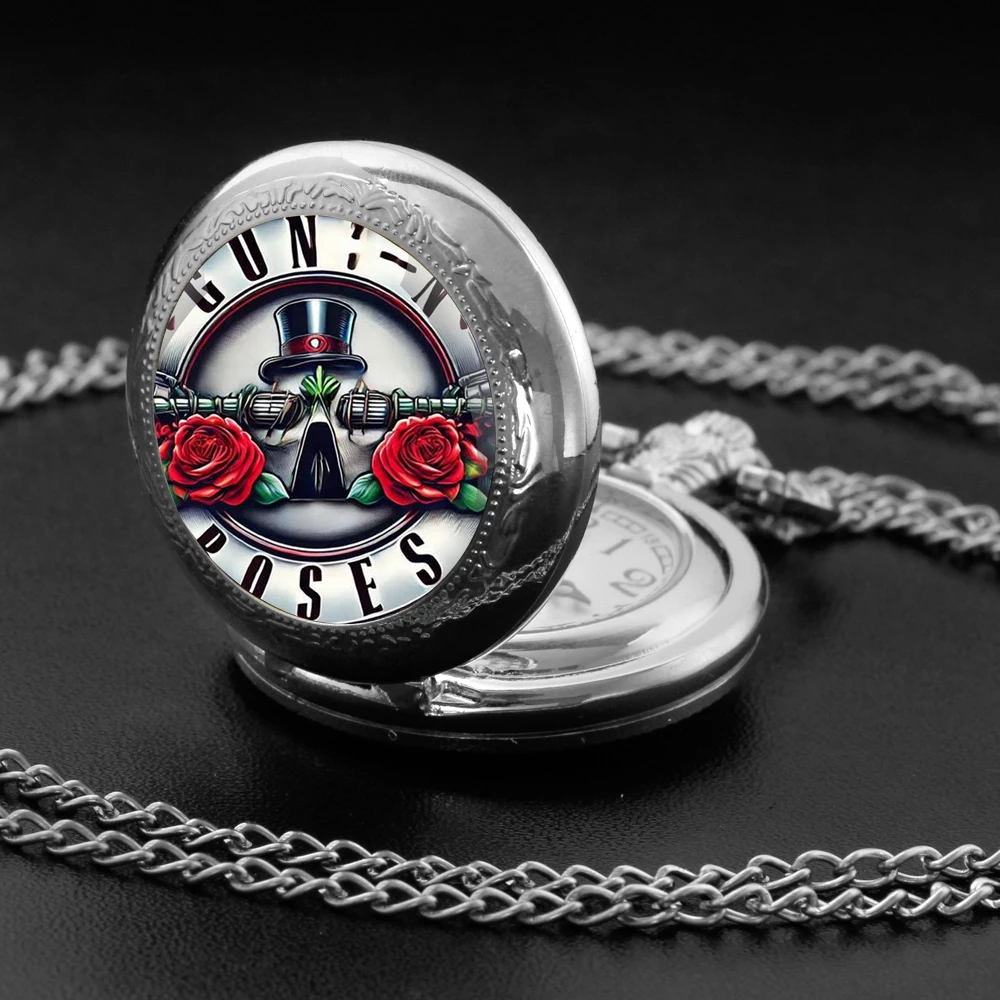 Orologio da tasca vintage al quarzo Gun's N Roses Rock Logo Design Orologio da tasca Collana con ciondolo per uomo Donna Regalo di compleanno per bambini