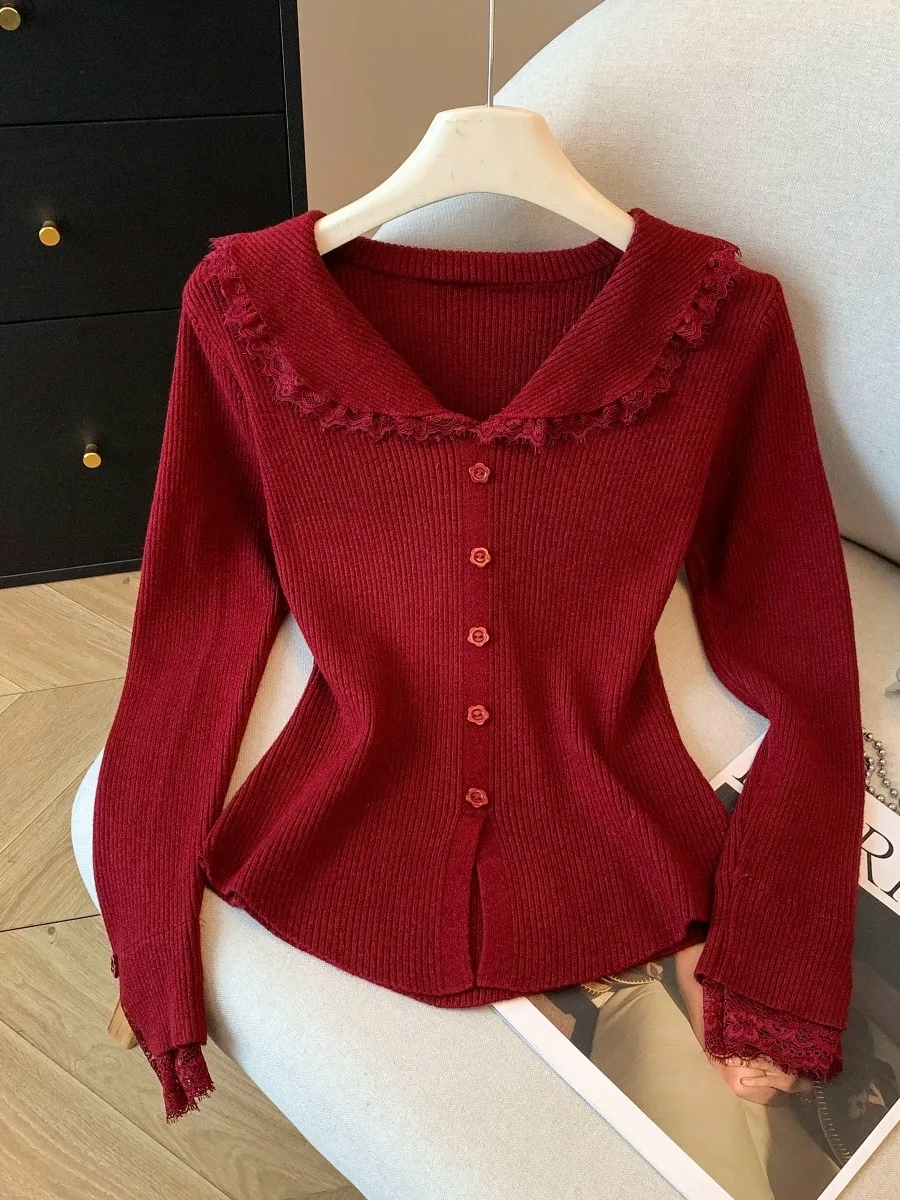 

Красный вязаный свитер с кружевной отделкой для женщин, зимний, удлиненный, облегающий, с эффектом стройности, стильный, милый, модный