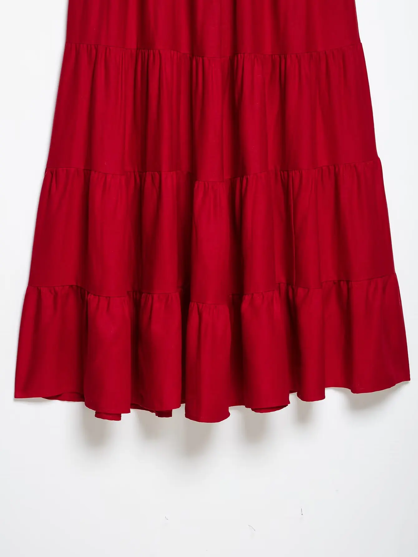 HH Elegantes Damen-Set in Rot, 2-teilig, mit Neckholder-Crop-Top und Stufenrock, Sommer-Outfit für Hochzeitsgäste und Urlaub – Detail 15