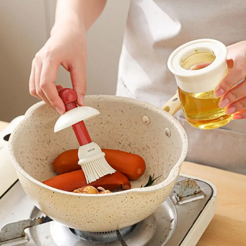 

High-value Temperature Resistant Oil Brush Bottle 2-in-1 Reusable Kitchen Oil Brush Visible Silicone Oil Bottle Outdoor