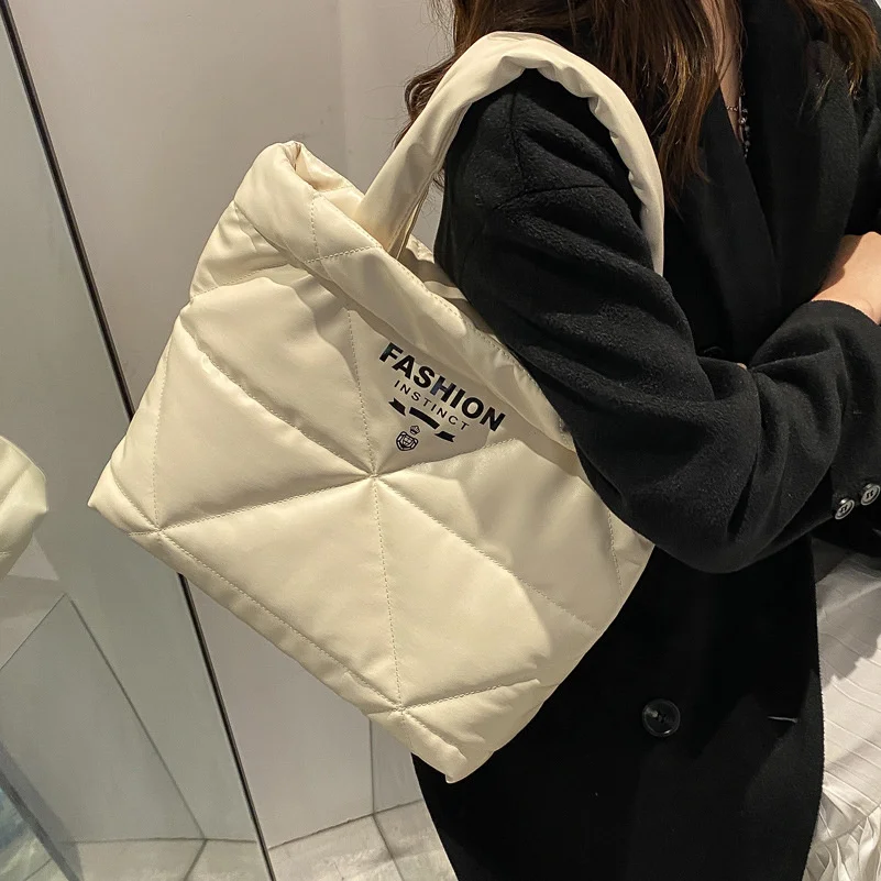 

Tote Carrying Foreign Style Women's 2021 New Winter Solid Color Soft Leather Simple Fashion One Shoulder Bag