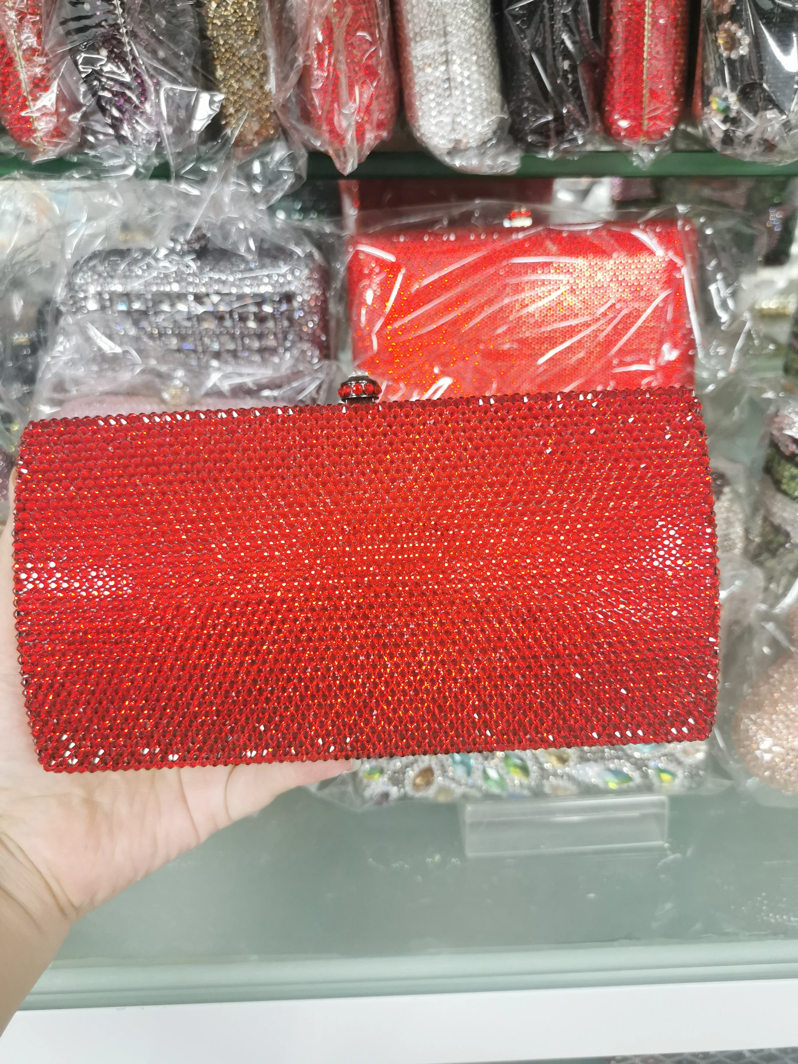 XIYUAN Women Green Color Full Crystal Evening Bags Clutch Bag Purses Hand-Made Diamond Minaudiere Bag Wedding Party Handbags Red