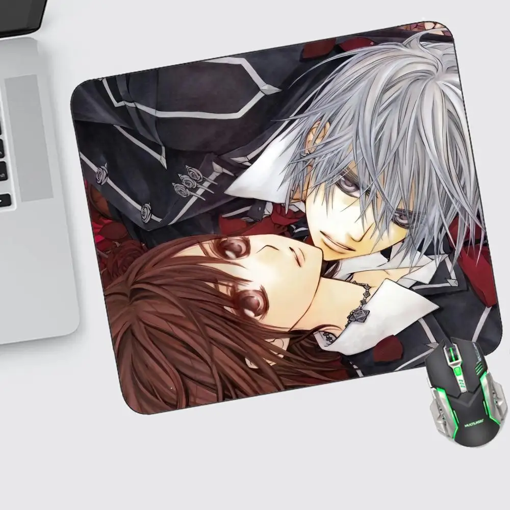 

Vampire Knight Mouse Pad Small Gaming Accessories Keyboard Computer Offices Desk Mat Pc Gamer Non-slip Rubber Mousepad