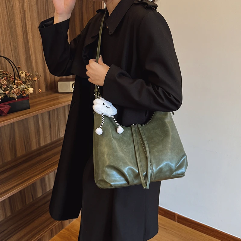 

Women Luxury Leather Fashion Designer Classic Shoulder Tote Bag Elegant Crossbody Handbag For Everyday City Looks