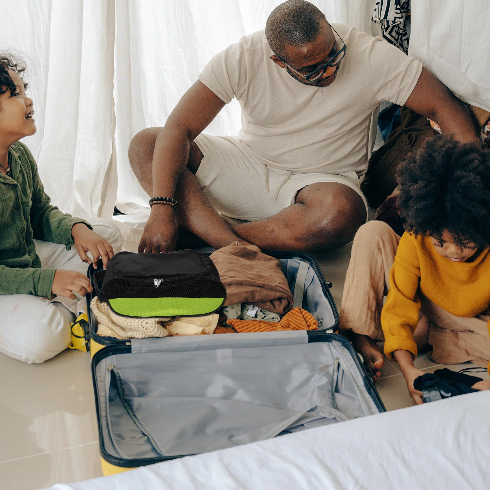 

Portable Nylon Golf Shoe Bag Breathable Large Capacity Storage Carrying Pouch Waterproof Handheld Sneaker Travel Sports Outdoor