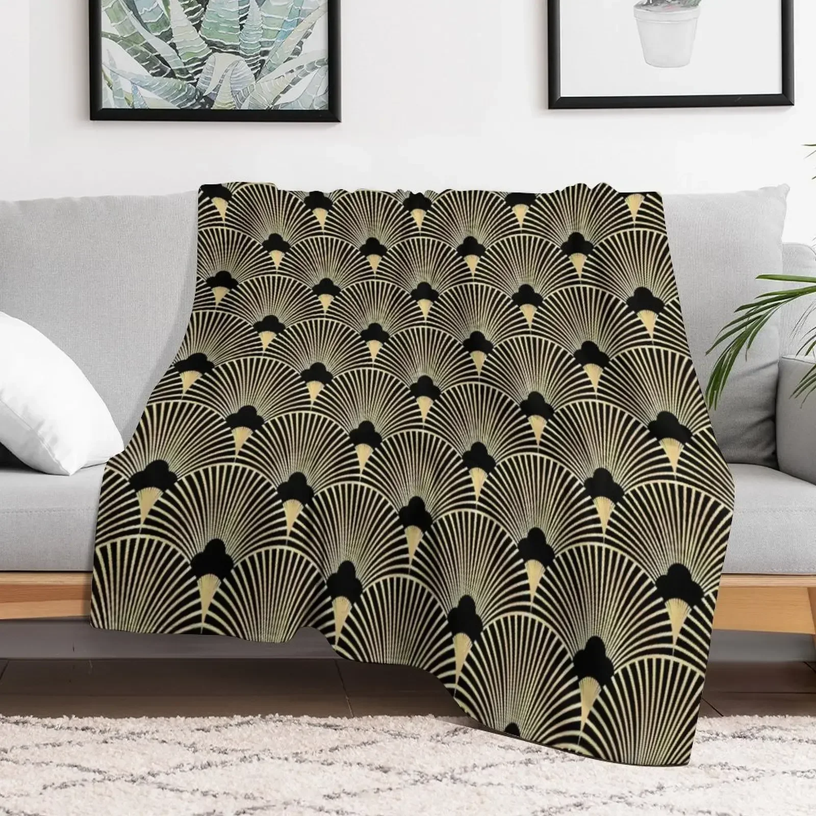 

Art deco, fan pattern, vintage,1920 era, gold,black,elegant,chic,The Great Gatsby,modern,trendy,girly Throw Blanket