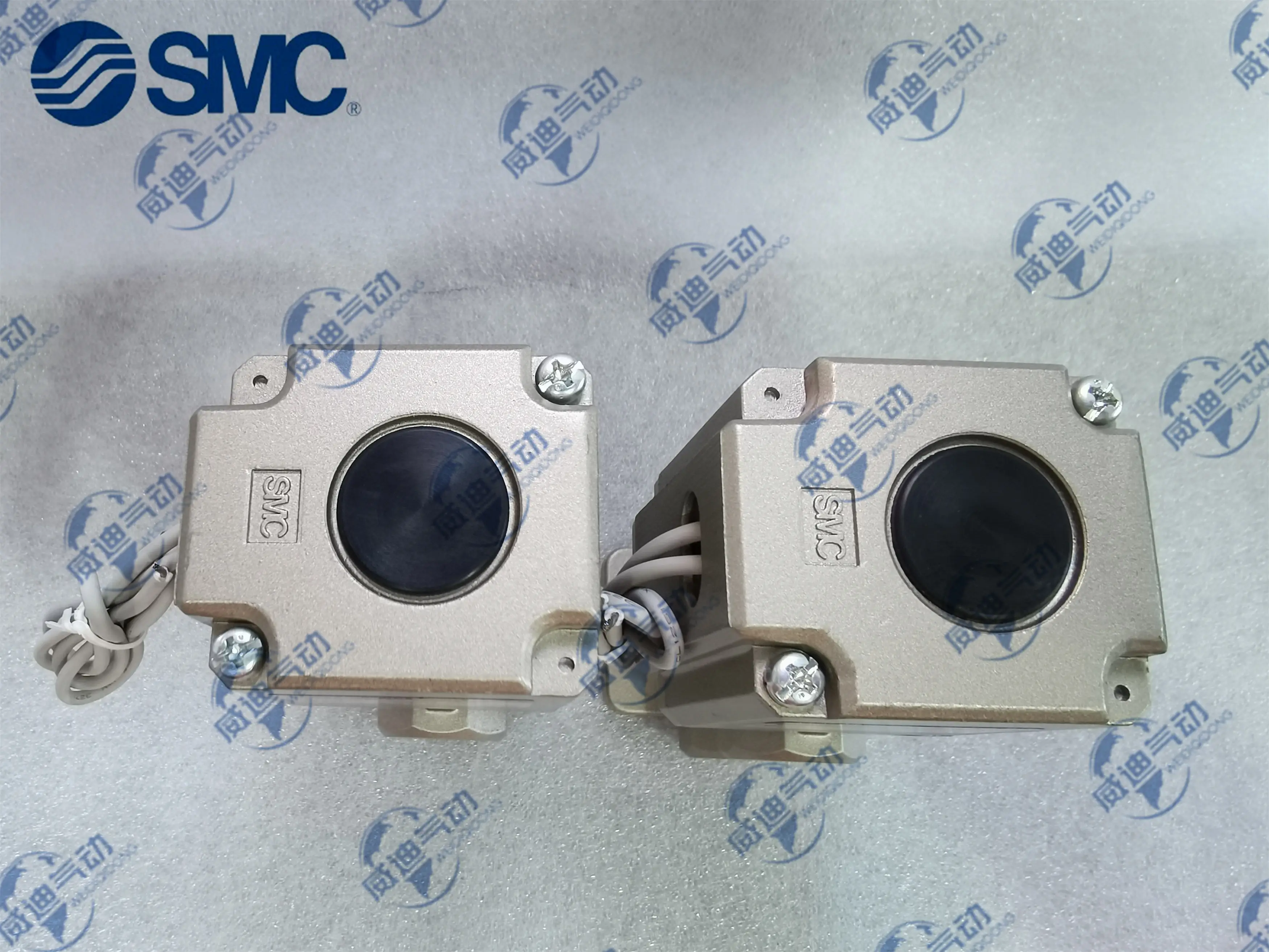 

SMC solenoid valve VT315-024D VT315-022G VT315-022D