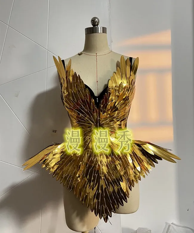 

Golden Feather Leaf Wing Performance Costume Multi Layer Leather Bodysuit Bar Nightclub Female Singer Dance Stage Clothing Sexy