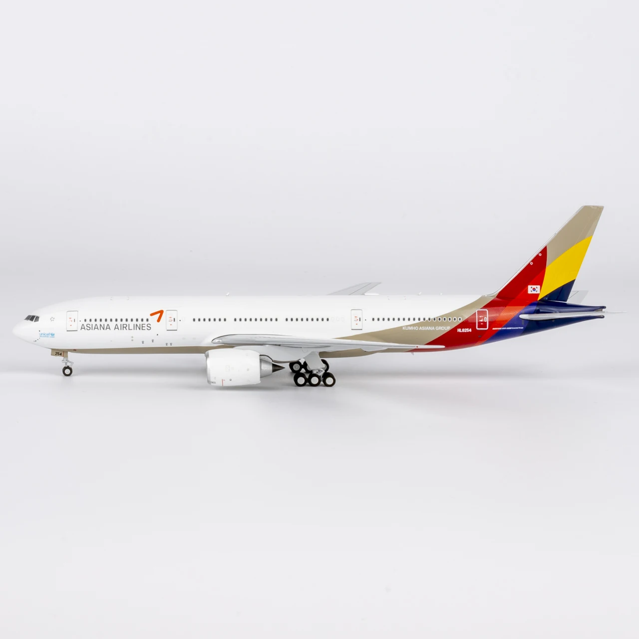 72065 سبيكة تحصيل طائرة هدية NG نموذج 1:400 ايرلاينز الآسيوية "StarAlliance" بوينغ B777-200ER دييكاست نموذج طائرة HL8254 #5