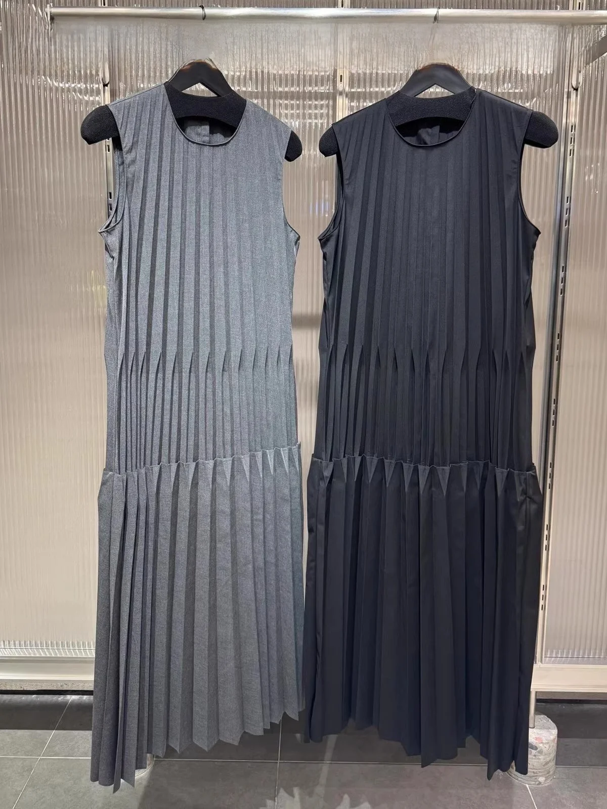 Wiosna 2025 Nowa Moda Uniwersalna Spódnica Midi z Plisami Akordeonowymi, Wyszczuplająca, z Wysokim Stanem, Elegancka