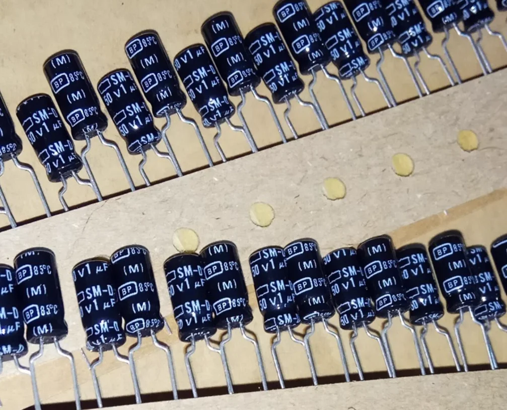

30pcs/lot Original Japanese Nippon 50V 1UF SM-D BP 5X11mm fever audio electrolytic capacitor free shipping