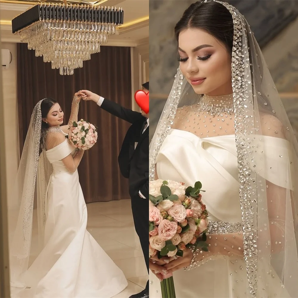 

Customized Temperament White Satin Wedding Dress Exquisite Strapless Off the Shoulder Short Sleeves Chapel Train Bridal Gowns