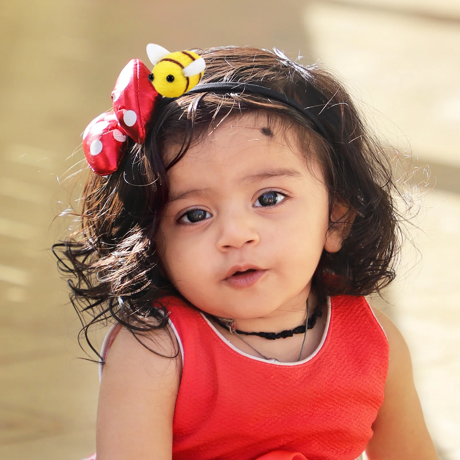 

24Pcs Yellow Wool Felt Bee DIY Clothes Accessories Cute Insect Ornament for Sweater Cap Bag Sewing Craft Projects Clothes Decor