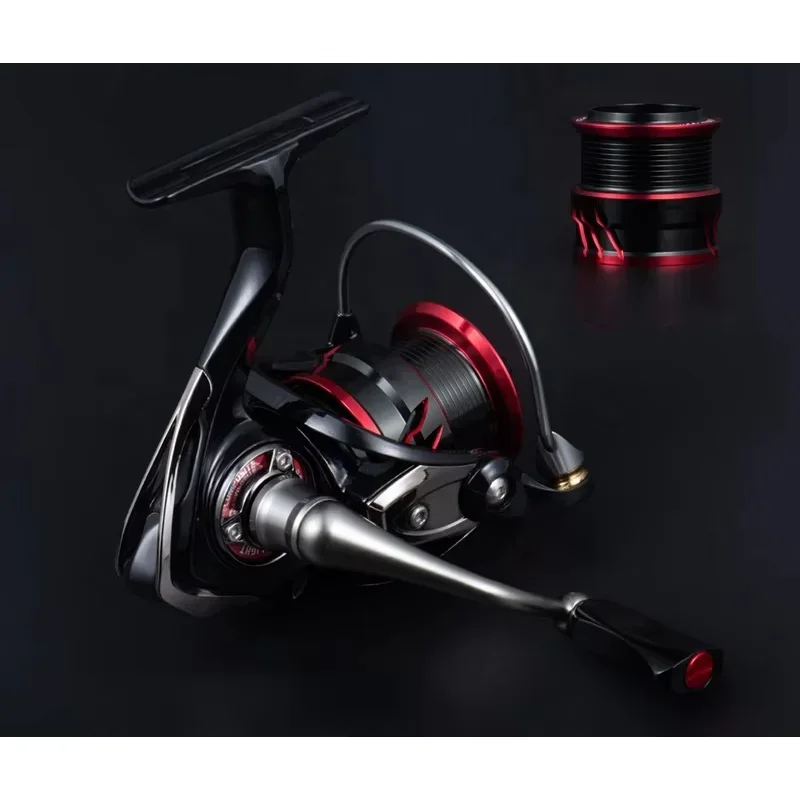 

Carbon fiber belt double cup rotating fishing reel