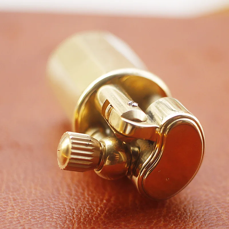 Vintage Pure Copper Kerosene Lighters Old Fashioned Grinding Wheel Ignition Limited Edition Doug Lighters Men\'s Collection Gift