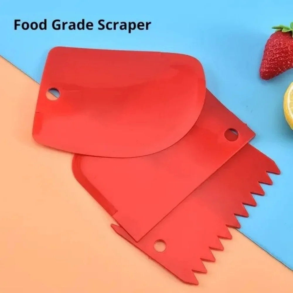 3pcs/set Red Decorating Tool Baking Dough Cutting Scraper Plastic Dough Scraper Thickened Three-Piece Cream Scraper