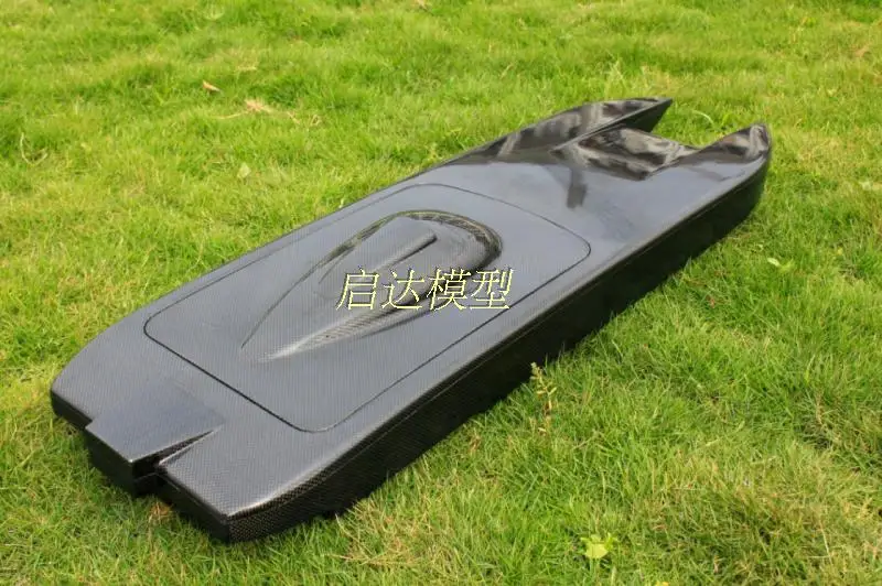 Qida Model Carbon Fiber Hull Catamaran CAT Boat Brushless Electric Boat Vacuum Remote Control Speedboat 980mm Warrior