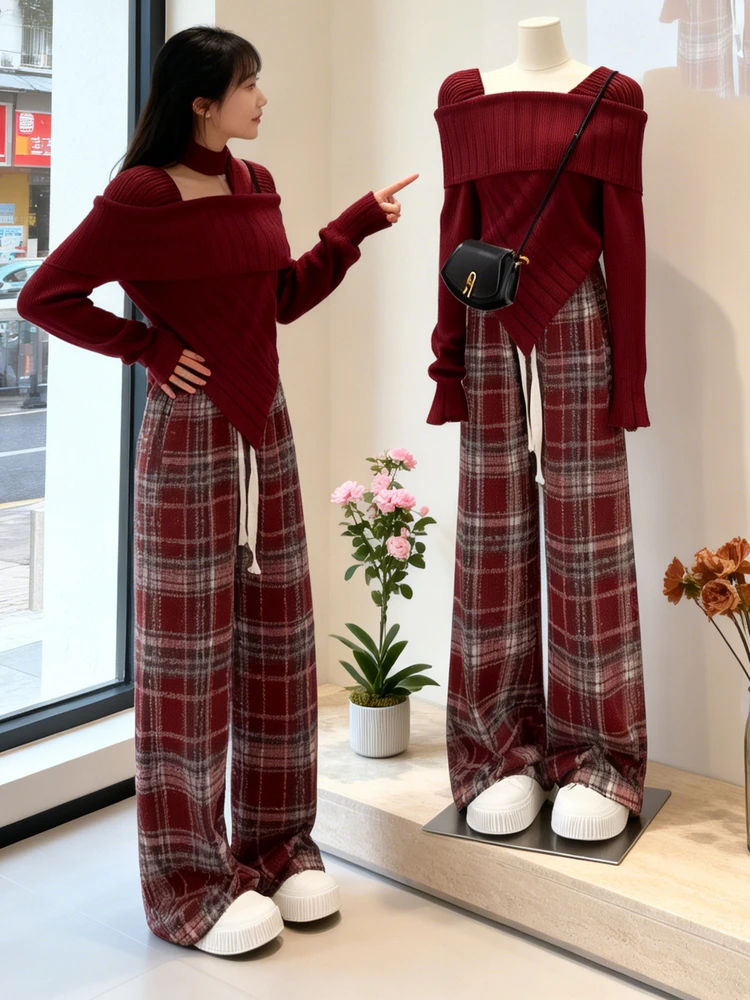 

Red Faion Spring Design Women's Slim Fit One oulder Knitted Sweater And Plaid Pants Set for New Year's Celebration